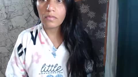 angela online show from March 29, 11:01 am