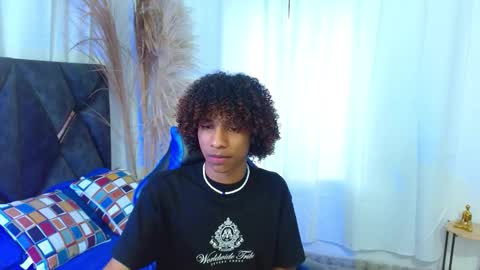 Angel online show from November 14, 9:16 pm