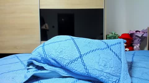 KrystyYo online show from March 20, 5:34 am