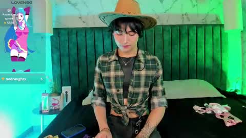 Angell Dust online show from October 1, 4:33 am