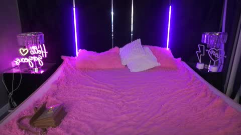 AngelBlush online show from October 12, 8:18 am