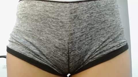 Angel Mei online show from March 9, 4:00 pm