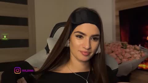 angelmi171 online show from October 12, 8:54 pm