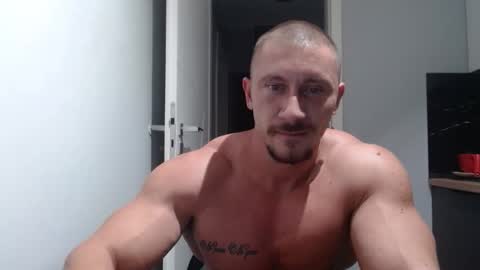  ------- SEX SHOW WITH GUYS AND GIRLS  MUSCLE SHOW online show from September 12, 4:42 pm