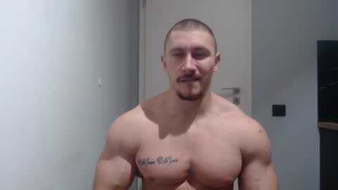  ------- SEX SHOW WITH GUYS AND GIRLS  MUSCLE SHOW online show from February 25, 6:01 pm