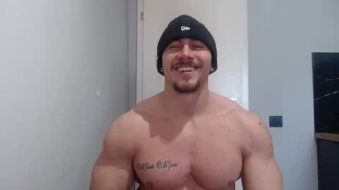  ------- SEX SHOW WITH GUYS AND GIRLS  MUSCLE SHOW online show from February 6, 10:14 am