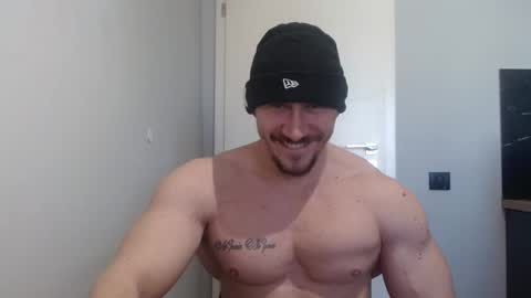  ------- SEX SHOW WITH GUYS AND GIRLS  MUSCLE SHOW online show from March 6, 12:19 pm