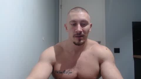  ------- SEX SHOW WITH GUYS AND GIRLS  MUSCLE SHOW online show from January 27, 6:20 pm