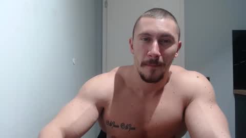  ------- SEX SHOW WITH GUYS AND GIRLS  MUSCLE SHOW online show from February 13, 9:17 pm