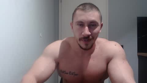 ------- SEX SHOW WITH GUYS AND GIRLS  MUSCLE SHOW online show from March 8, 4:06 pm