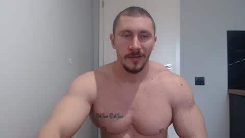 ------- SEX SHOW WITH GUYS AND GIRLS  MUSCLE SHOW online show from March 11, 8:52 am