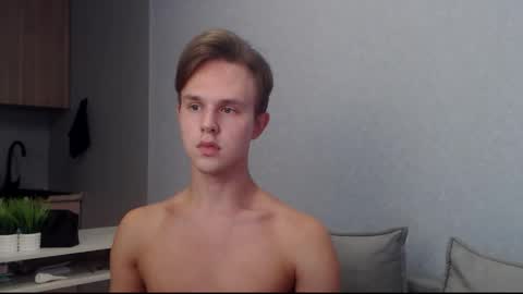 Angel online show from September 24, 8:54 am