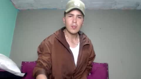 angels_0001 online show from June 2, 7:32 am