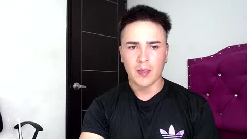 angels_0001 online show from March 11, 3:56 pm