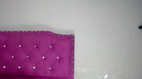 angels_0001 online show from October 9, 5:57 am