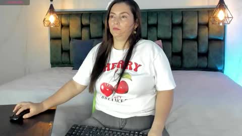 ANGIE online show from September 8, 3:00 pm
