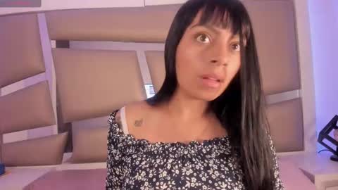 Snapshot of angely_js chatting on January 28, 1:50 am angely_js online show from January 28, 1:50 am