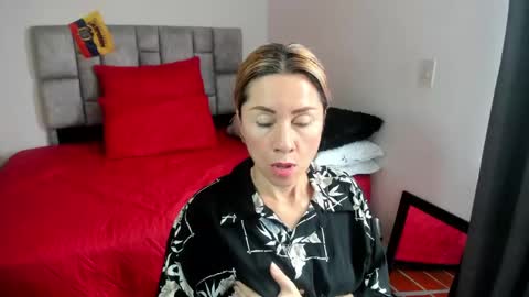 angie online show from February 3, 3:38 pm