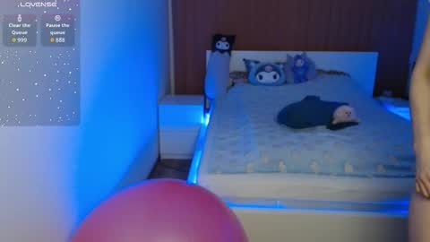 angie_faee online show from November 9, 3:04 pm