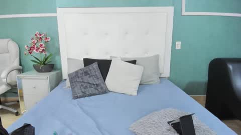 Ania online show from February 2, 8:05 pm