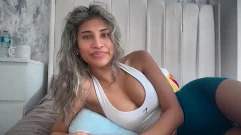 anisha online show from March 17, 10:09 am