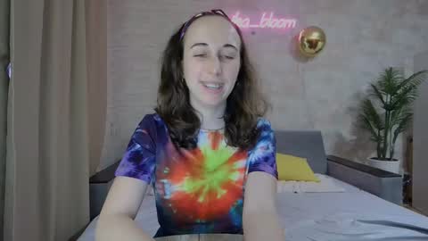 anikabloom online show from February 17, 5:58 am