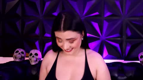 Lauren Anika online show from October 21, 4:28 am