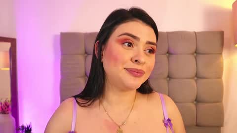 Lauren Anika online show from February 21, 6:15 pm