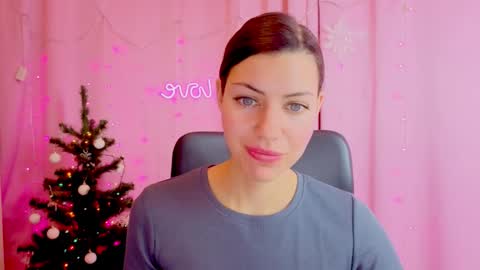 Anni online show from January 15, 3:32 pm