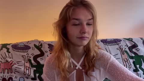 anita__hills online show from February 12, 12:37 am