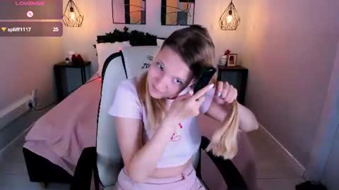 Anita online show from July 23, 10:35 am