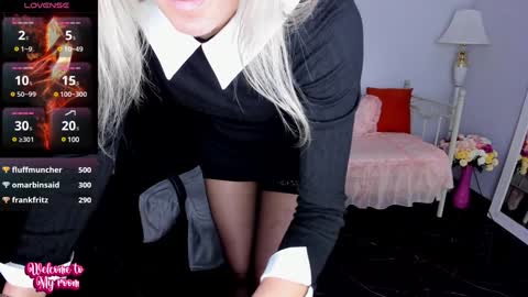 Snapshot of anita_tayson chatting on January 29, 10:16 am Anita online show from January 29, 10:16 am