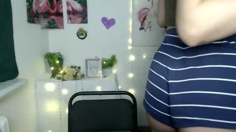 anitaa_a online show from September 23, 5:45 am