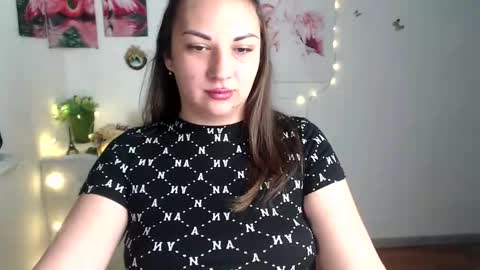 Snapshot of anitaa_a chatting on September 9, 5:51 am anitaa_a online show from September 9, 5:51 am