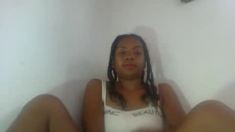 anitah01 online show from January 13, 9:19 am