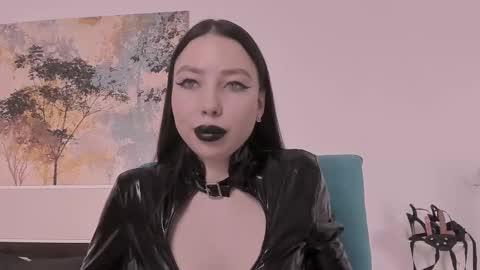 Snapshot of ann_martins chatting on February 11, 5:18 pm Anny online show from February 11, 5:18 pm