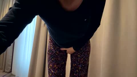 Anna online show from November 8, 7:44 am