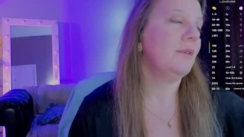 Anna online show from September 18, 10:08 am