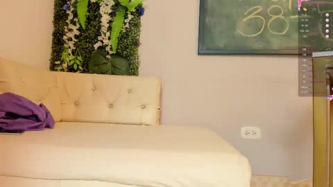 Soy anna  online show from February 10, 5:52 pm