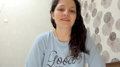 annaahcharm online show from January 7, 9:18 am