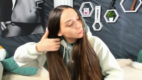 annabishop online show from January 31, 3:30 am