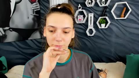 annabishop online show from February 10, 3:13 am