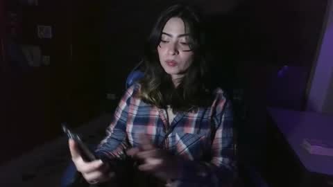 Snapshot of annacrow chatting on September 26, 3:47 am Anna online show from September 26, 3:47 am