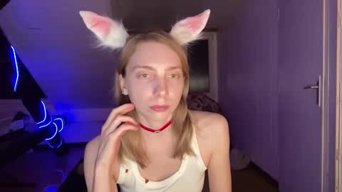 Anna Darko online show from April 29, 10:14 pm