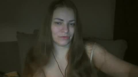 annadiamond1 online show from February 9, 7:41 pm