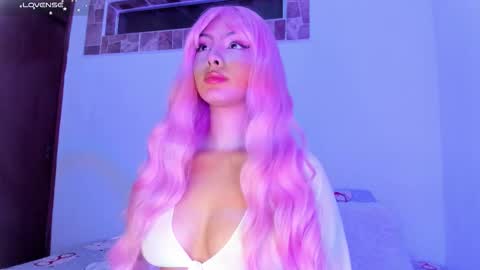 annafoox_ online show from October 28, 10:38 am