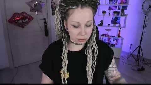 Anna online show from October 2, 6:28 pm