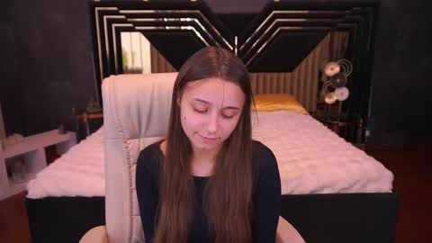 Anna online show from November 6, 9:07 pm