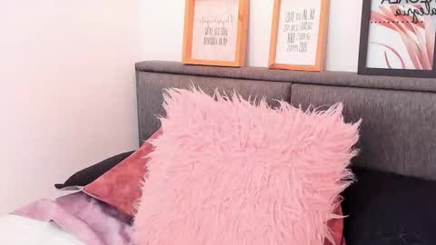 Anna Rosse online show from January 31, 7:11 pm