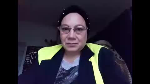 anne_peachtits995164 online show from October 2, 4:22 am